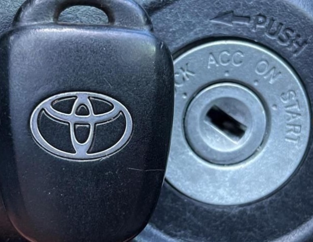 2014 Toyota Vitz